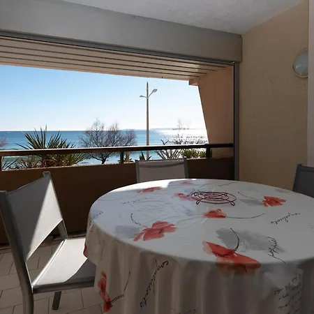 Climatise Au Lavandou, 1er Etage, Acces Plage, Equipements Complets - Fr-1-803-16